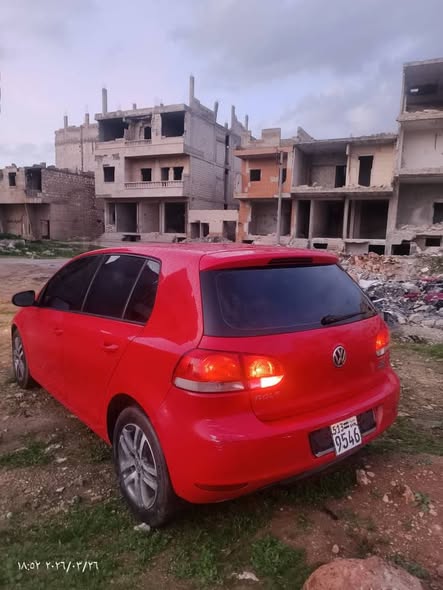 فولكسفاغن جولف 2012 - صورة 1