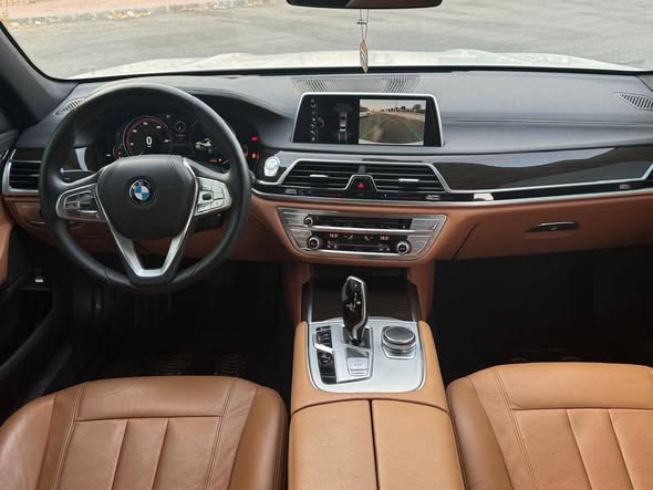 BMW 730Li 2016 - صورة 3