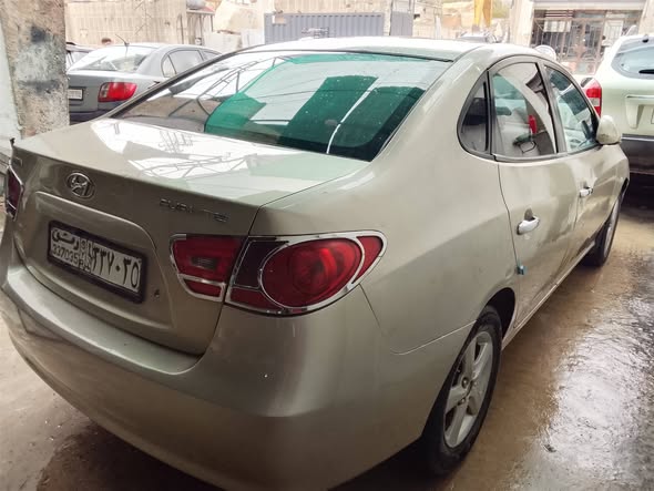 هيونداي افانتي 2008 - صورة 1