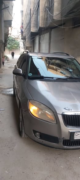 سكودا فابيا 2009 - صورة 2