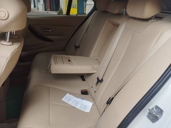 بي إم دبليو 320 2015 - صورة 4