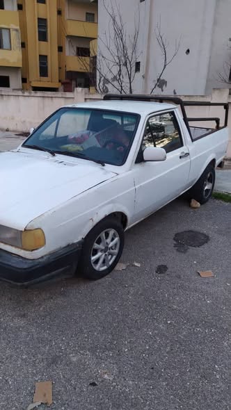 فولكس فاجن سافيرو 1996 - صورة 2