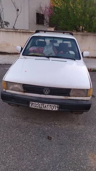 فولكس فاجن سافيرو 1996 - صورة 3