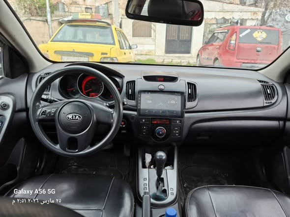 كيا فورتي 2010 - صورة 2