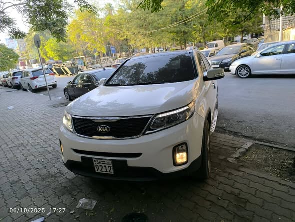 كيا سورينتو 2014 - صورة 4