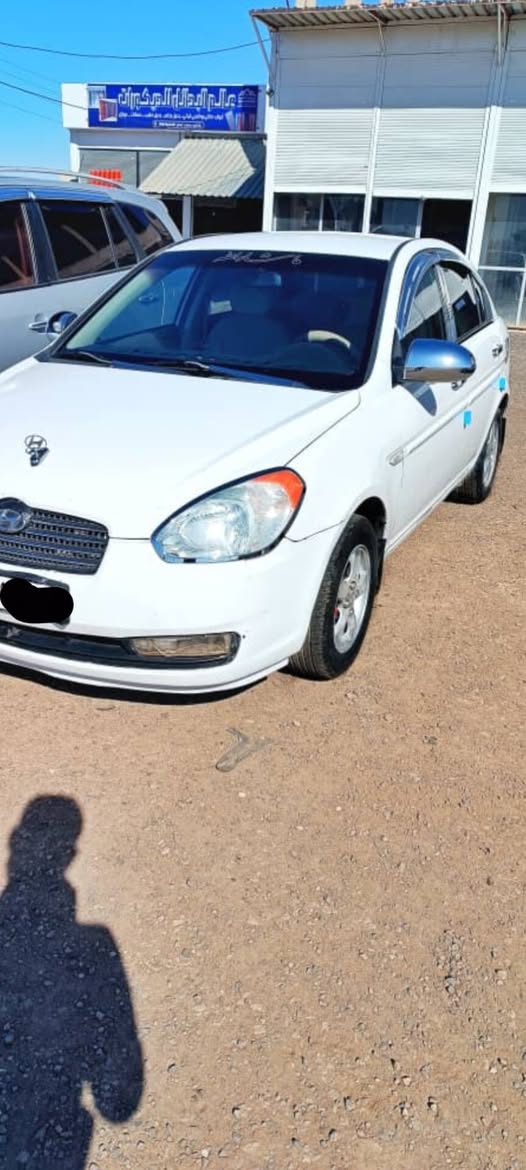 هيونداي فيرنا 2008 - صورة 1