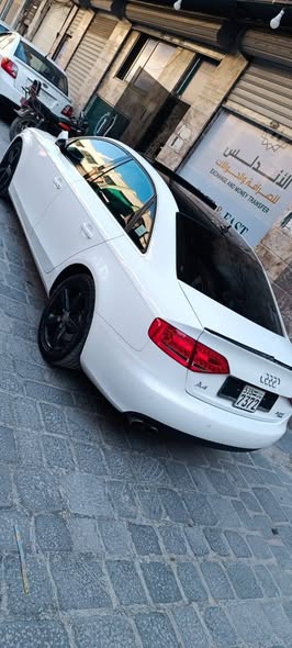 أودي A4 2012 - صورة 4