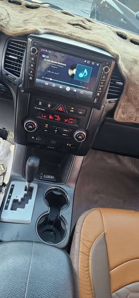 كيا سورينتو 2010 - صورة 2