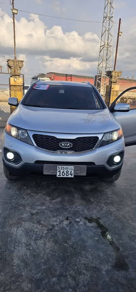 كيا سورينتو 2010 - صورة 5