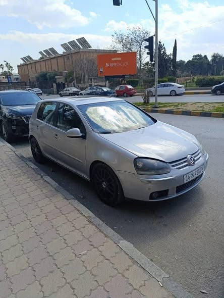 فولكس غولف 2006 - صورة 4