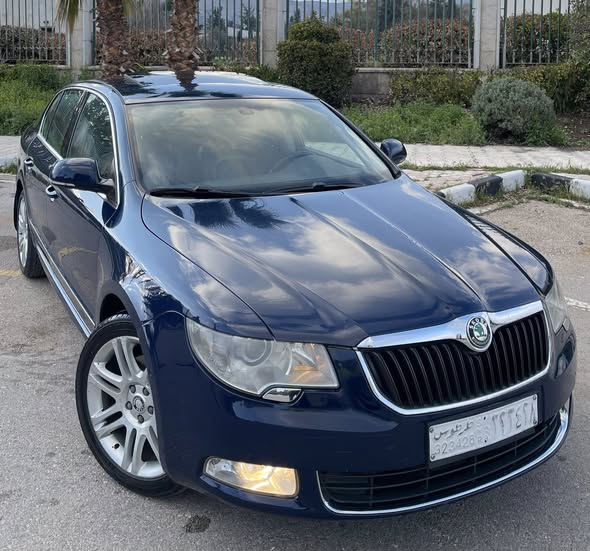 سكودا سوبيرب 2011 - صورة 1