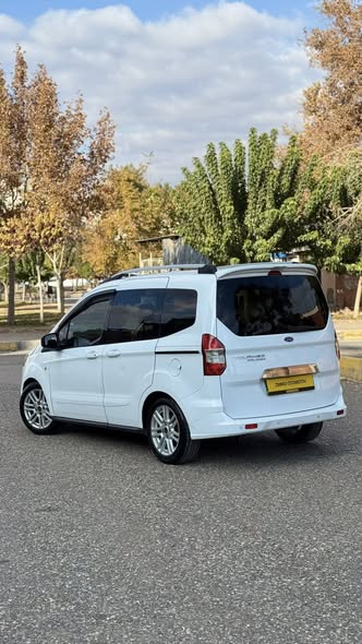 فورد كورير 2017 - صورة 2