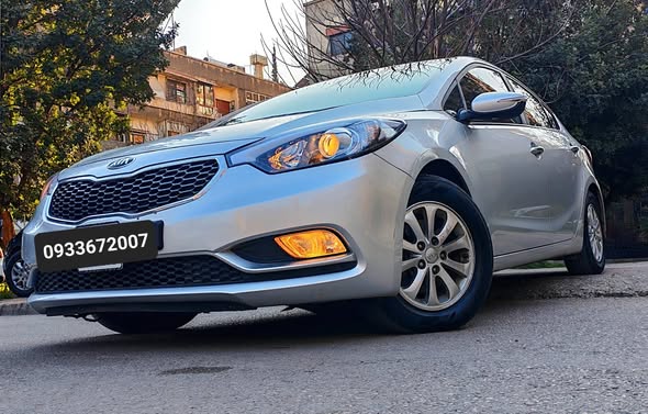 كيا فورتي K3 2013 - صورة 3