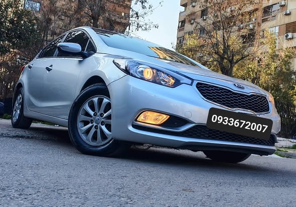 كيا فورتي K3 2013 - صورة 4