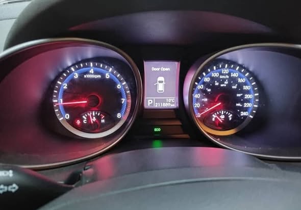 هيونداي سنتافيه 2014 - صورة 2