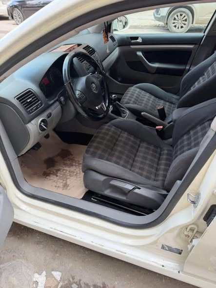 فورد جيتا 2007 - صورة 1