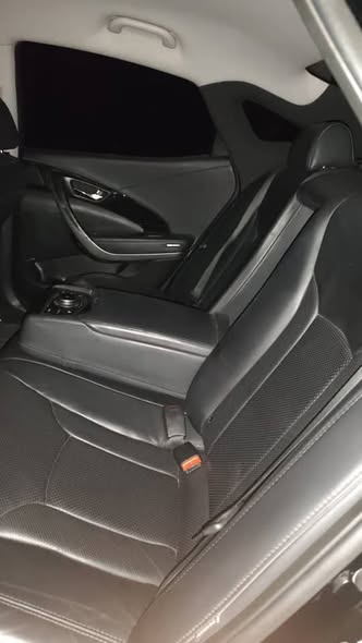 هيونداي أزيرا 2012 - صورة 3