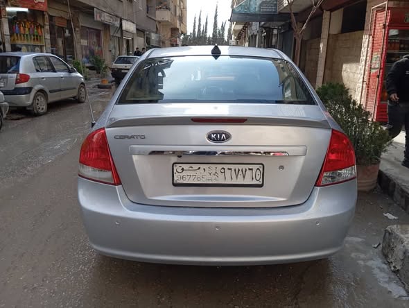 كيا سيراتو 2007 - صورة 3
