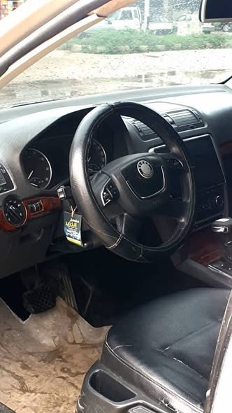 سكودا اوكتافيا 2010 - صورة 1