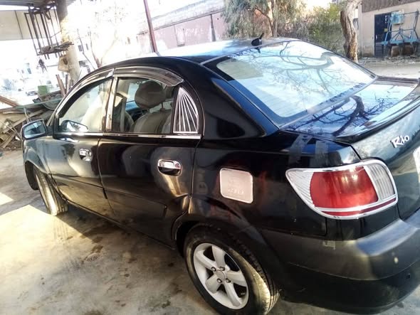 كيا ريو 2008 - صورة 1