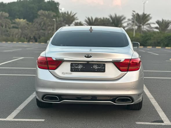 كيا كوريس 2014 - صورة 2