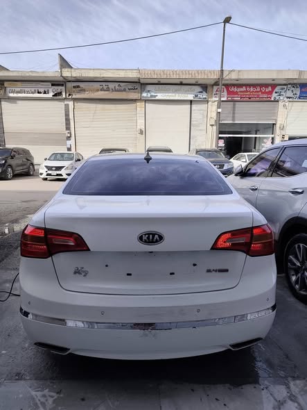 كيا كي 7 2012 - صورة 2