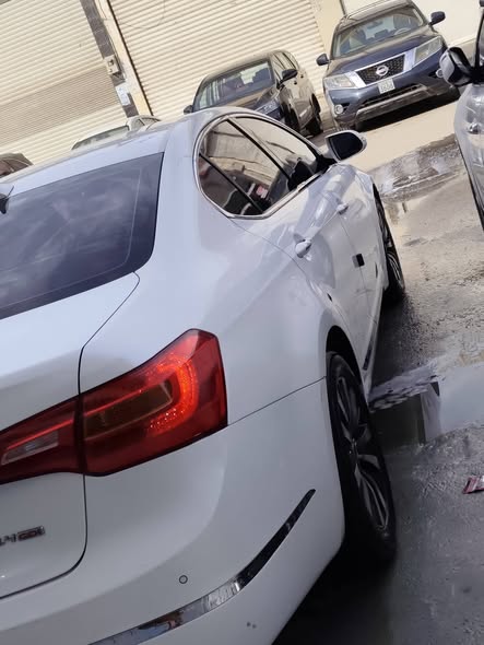 كيا كي 7 2012 - صورة 3