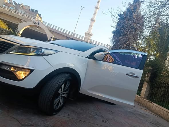 كيا سبورتاج 2011 - صورة 2