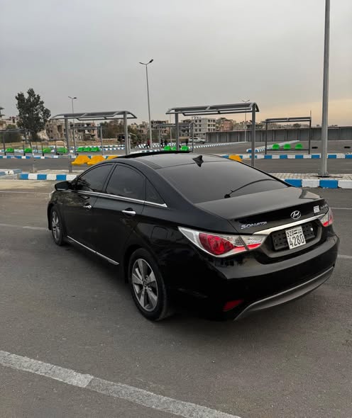 هيونداي سوناتا 2012 - صورة 2