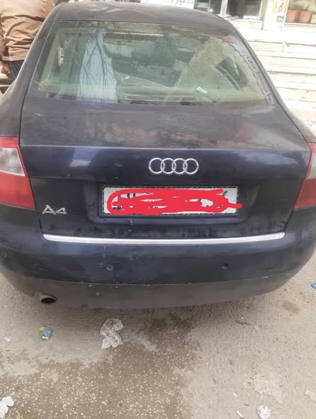 أودي a4 2004 - صورة 1