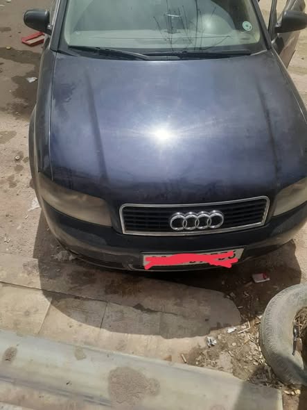 أودي a4 2004 - صورة 2