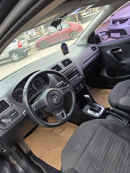 فولكس فاجن بولو 2014 - صورة 2