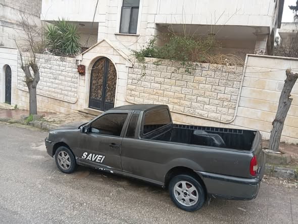 فولكس فاجن سافيرو 2002 - صورة 1