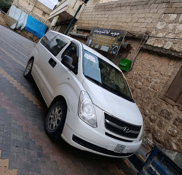 هيونداي اتش ون 2011 - صورة 1