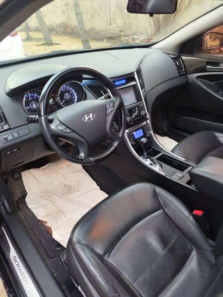 هيونداي سوناتا 2010 - صورة 2