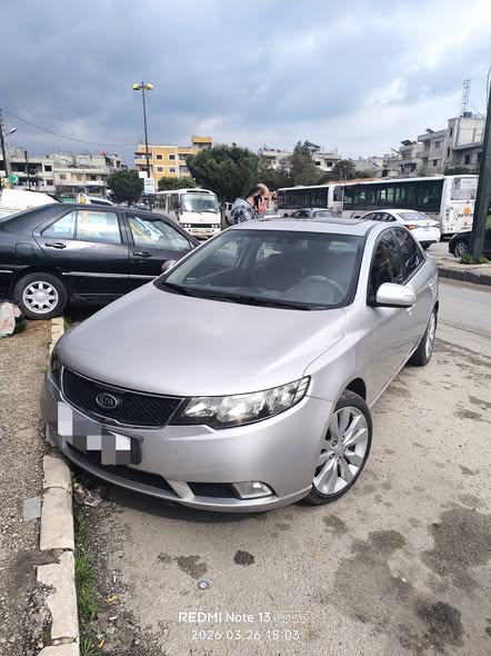 كيا فورتي 2010 - صورة 2