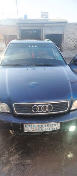 اودي A4 1997