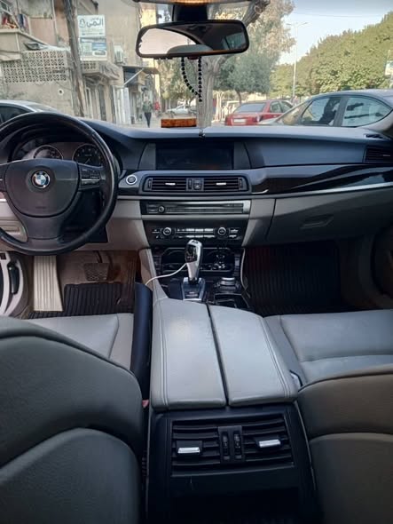 بي ام دبليو 528i 2011 - صورة 1