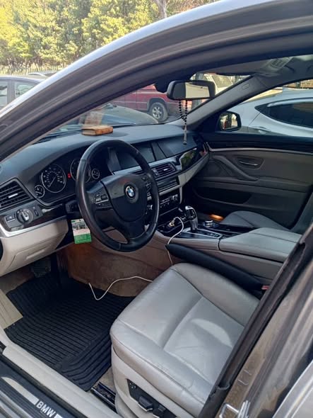 بي ام دبليو 528i 2011 - صورة 2