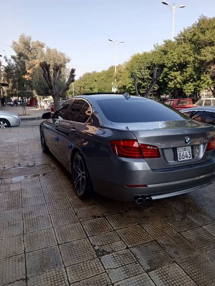بي ام دبليو 528i 2011 - صورة 3