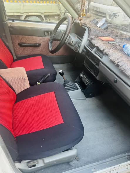 نيسان سني 1983 - صورة 4