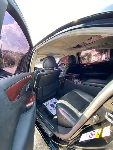 لكزس LS 2008 - صورة 3