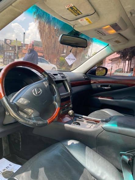 لكزس LS 2008 - صورة 5