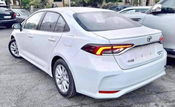 تويوتا كورولا 2025