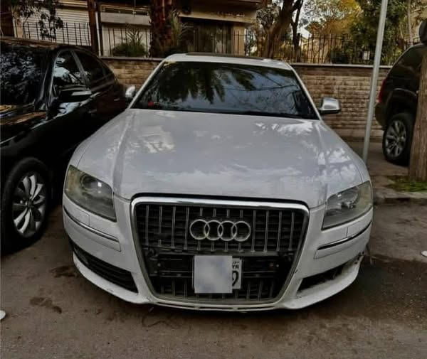 أودي A8 2010