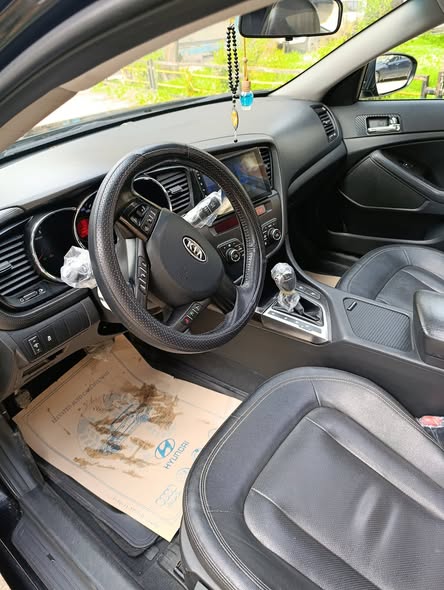 كيا اوبتما 2011 - صورة 2