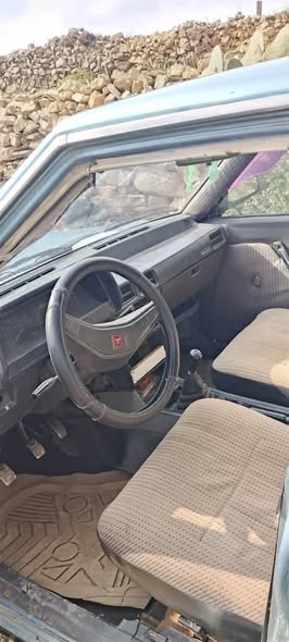 ميتسوبيشي لانسر 1983 - صورة 4