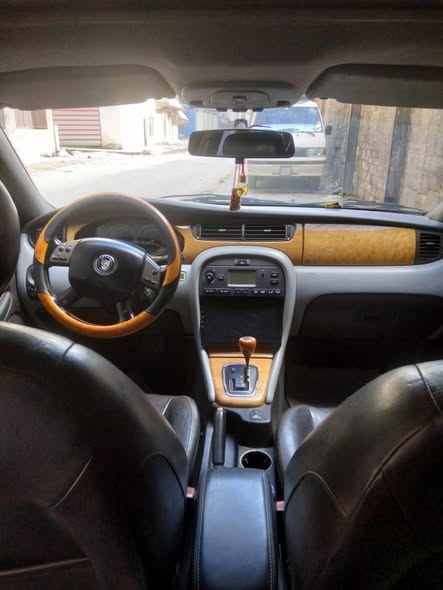 جاكوار اكس تايب 2003 - صورة 3