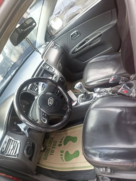 كيا ريو 2011 - صورة 5