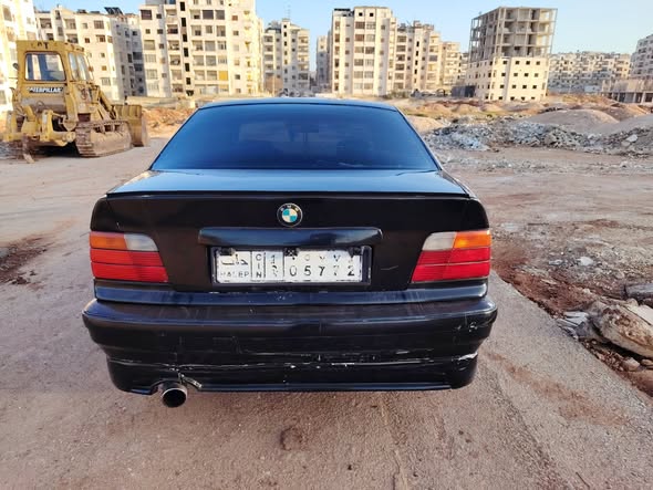 بي ام دبليو 3 Series 1998 - صورة 3